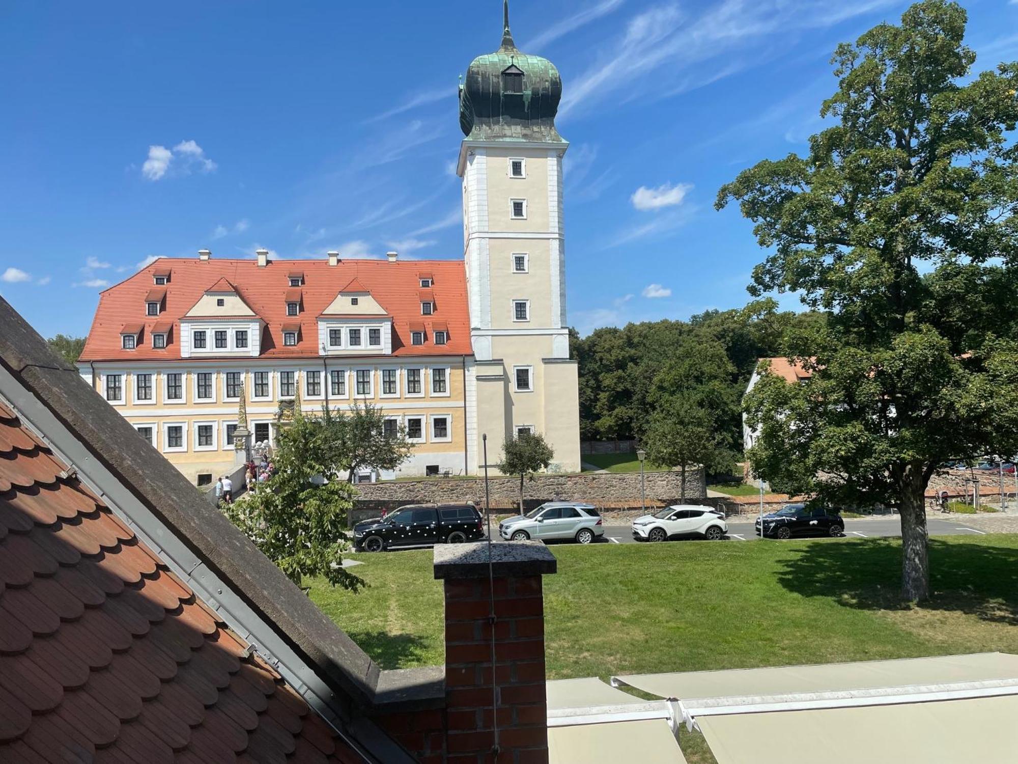 Appartments Zur Schlosswache Delitzsch Eksteriør bilde
